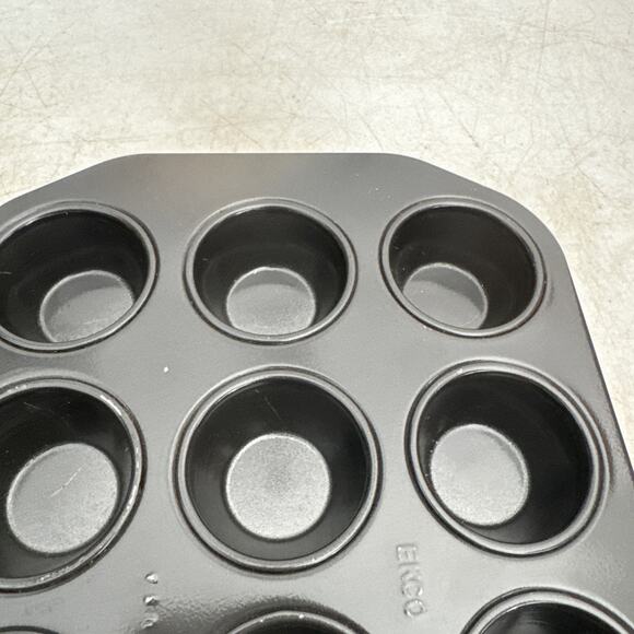 Ekco~Two Sets of 12 Cavity Small Muffin/ Cake Pans Made In USA Vintage - Picture 7 of 10